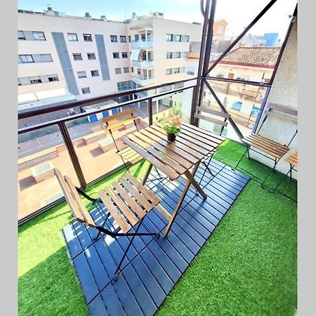 Centrico Atico En Torredembarra Con Parking. Apartman Kültér fotó
