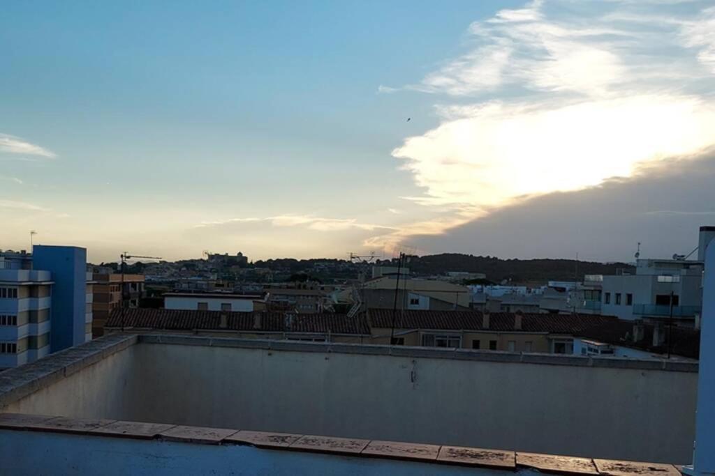 Centrico Atico En Torredembarra Con Parking. Apartman Kültér fotó