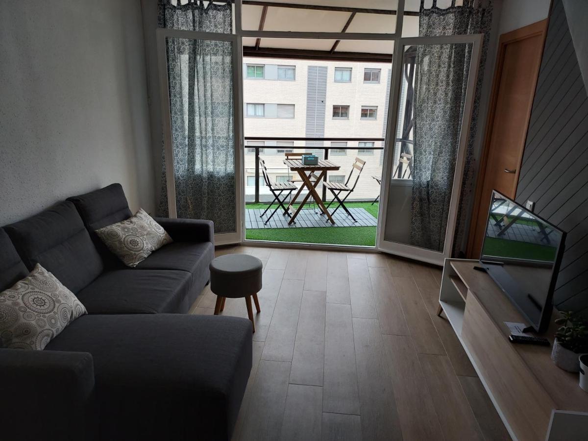 Centrico Atico En Torredembarra Con Parking. Apartman Kültér fotó